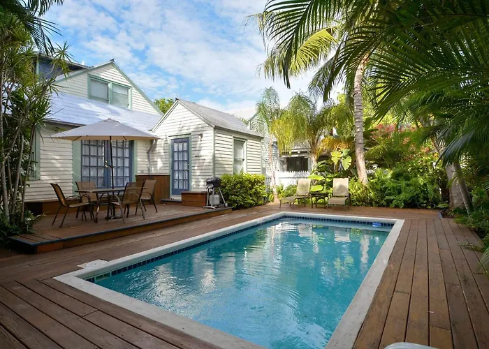 First Breath By Avantstay Close To Old Town W Pool Month Long Stays Only