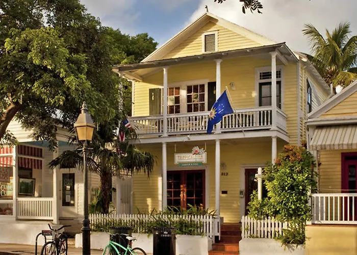 Tropical Inn
