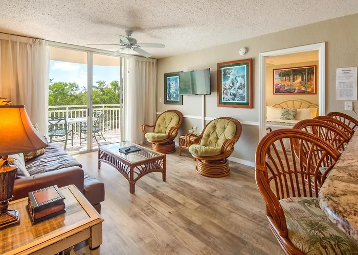 Sunrise Suites Tahiti Suite #104