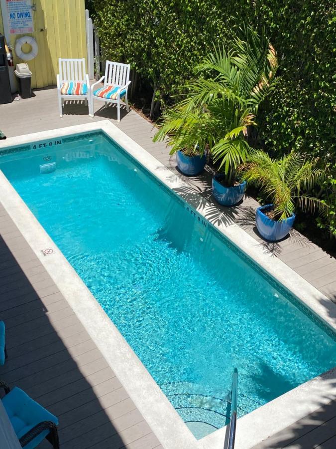 Bed & Breakfast Duval Gardens