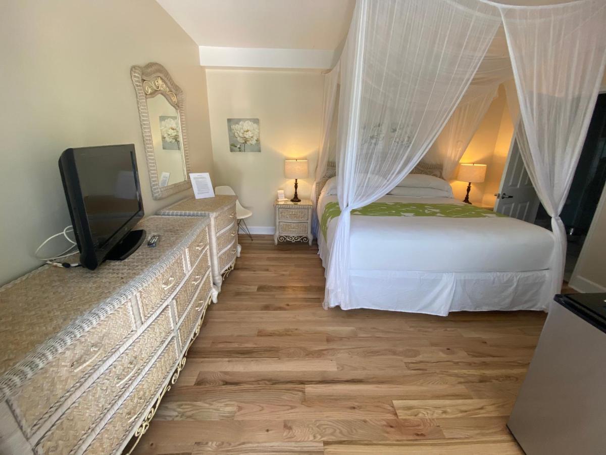 Bed & Breakfast Duval Gardens 3*