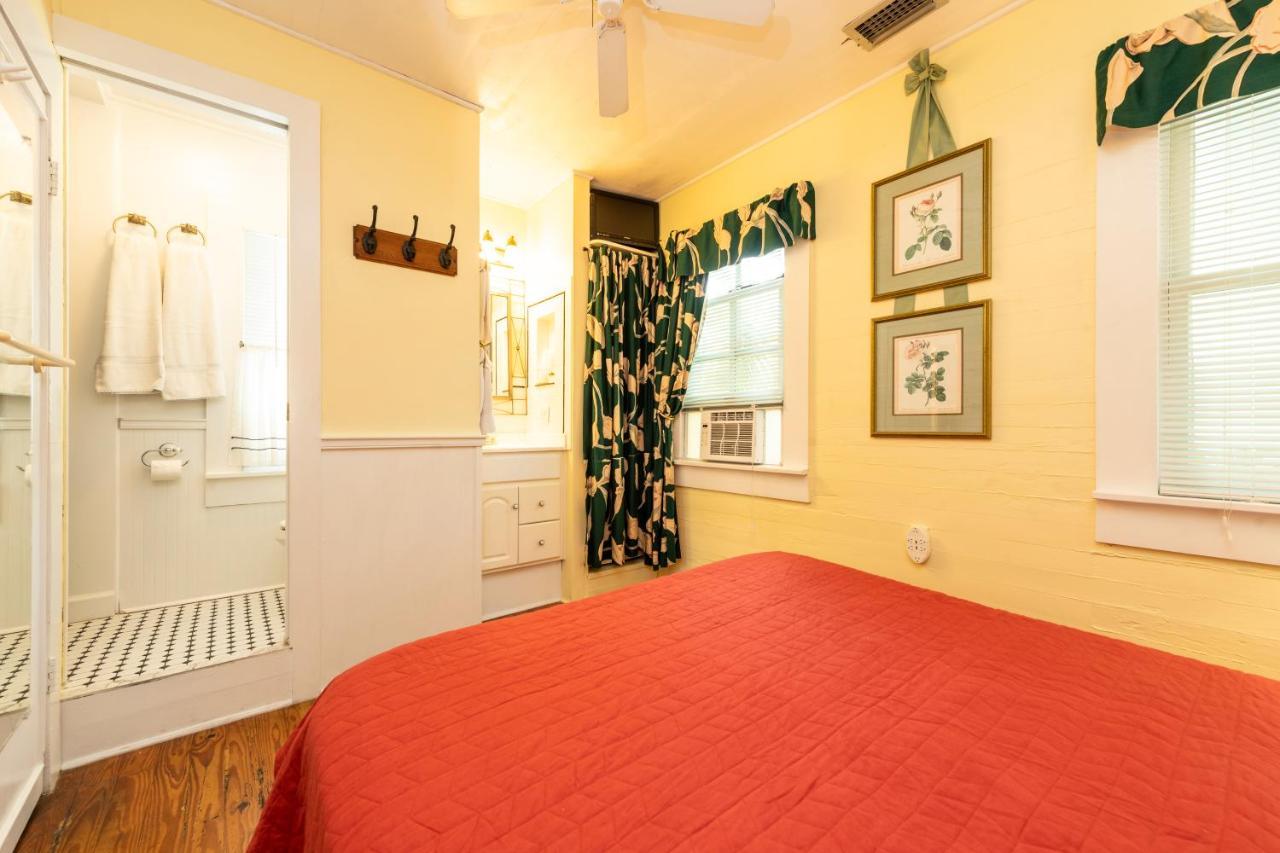 Bed & Breakfast Knowles House - Adult Only Key West