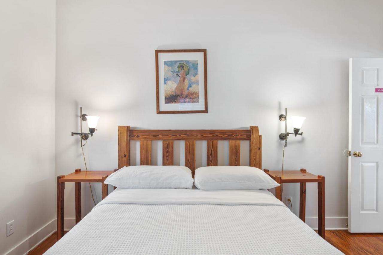 Casa 325 Inn 2*