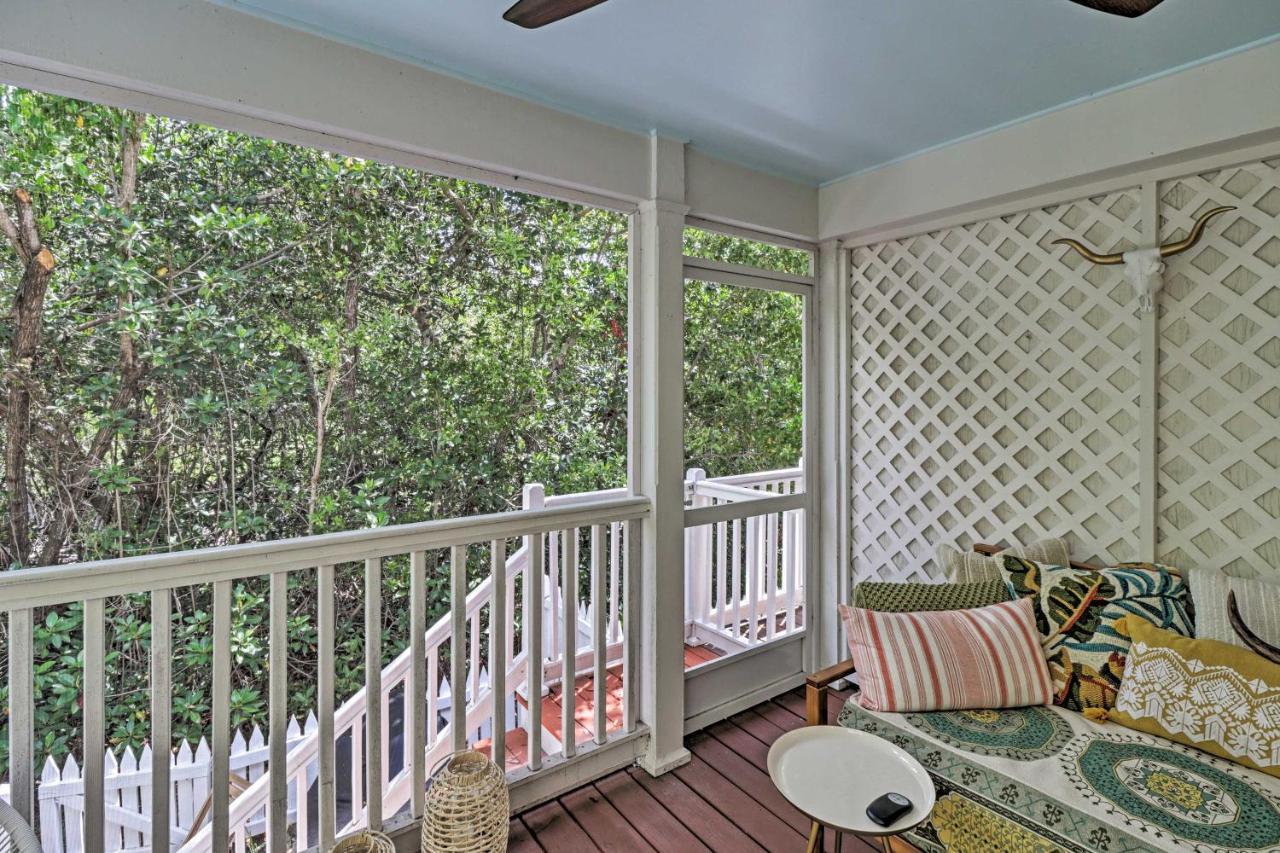 Charming Boho Breeze Retreat With Pool Access Holiday home Key West
