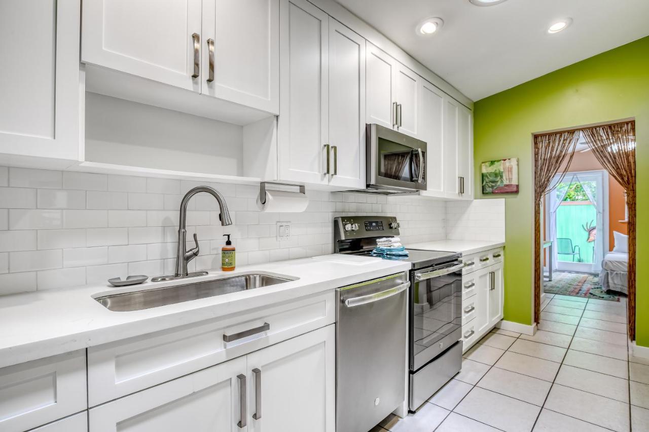 Grinnell Street Getaway *