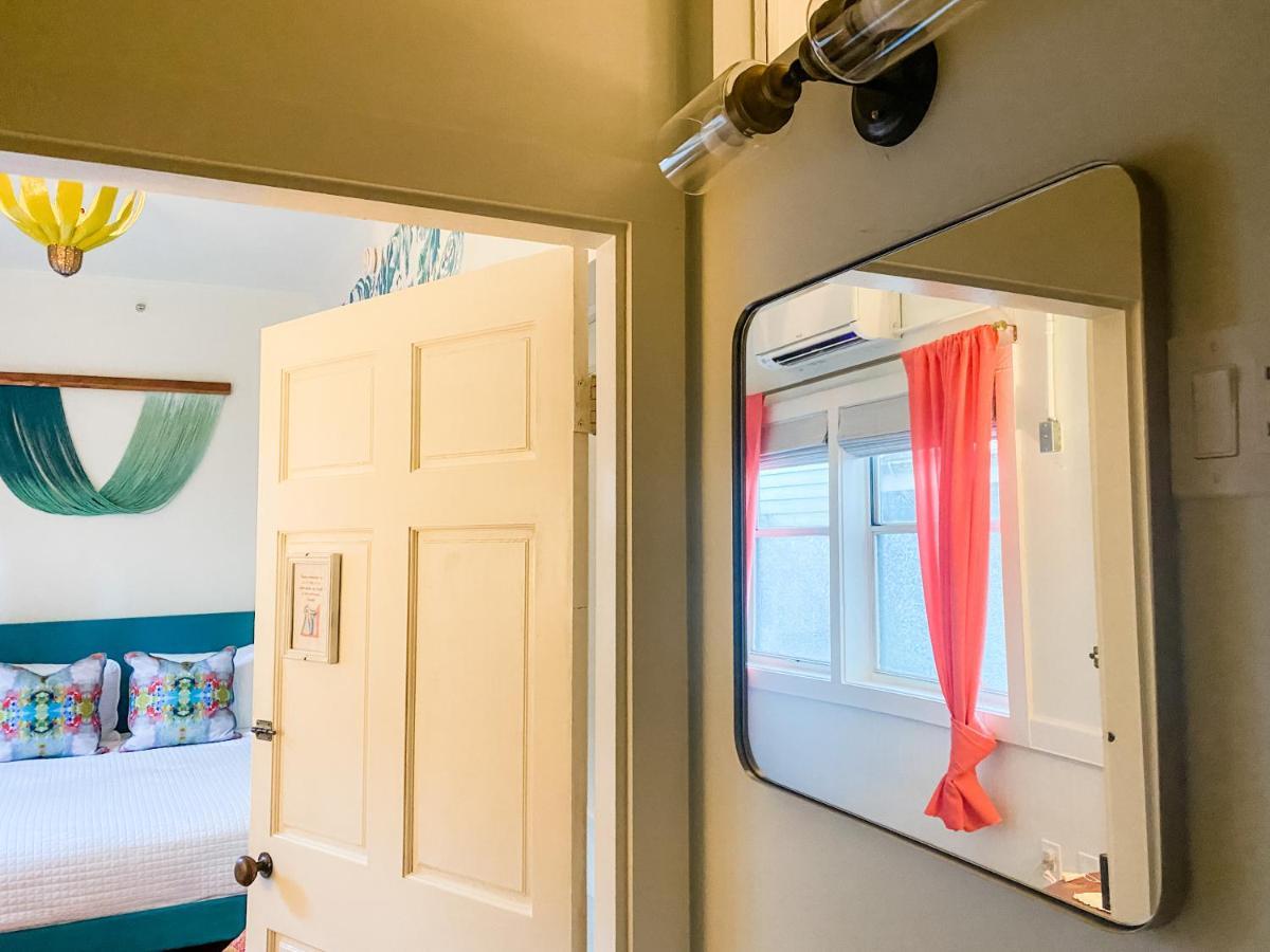Bed & Breakfast Marreros Guest Mansion - Adult Only