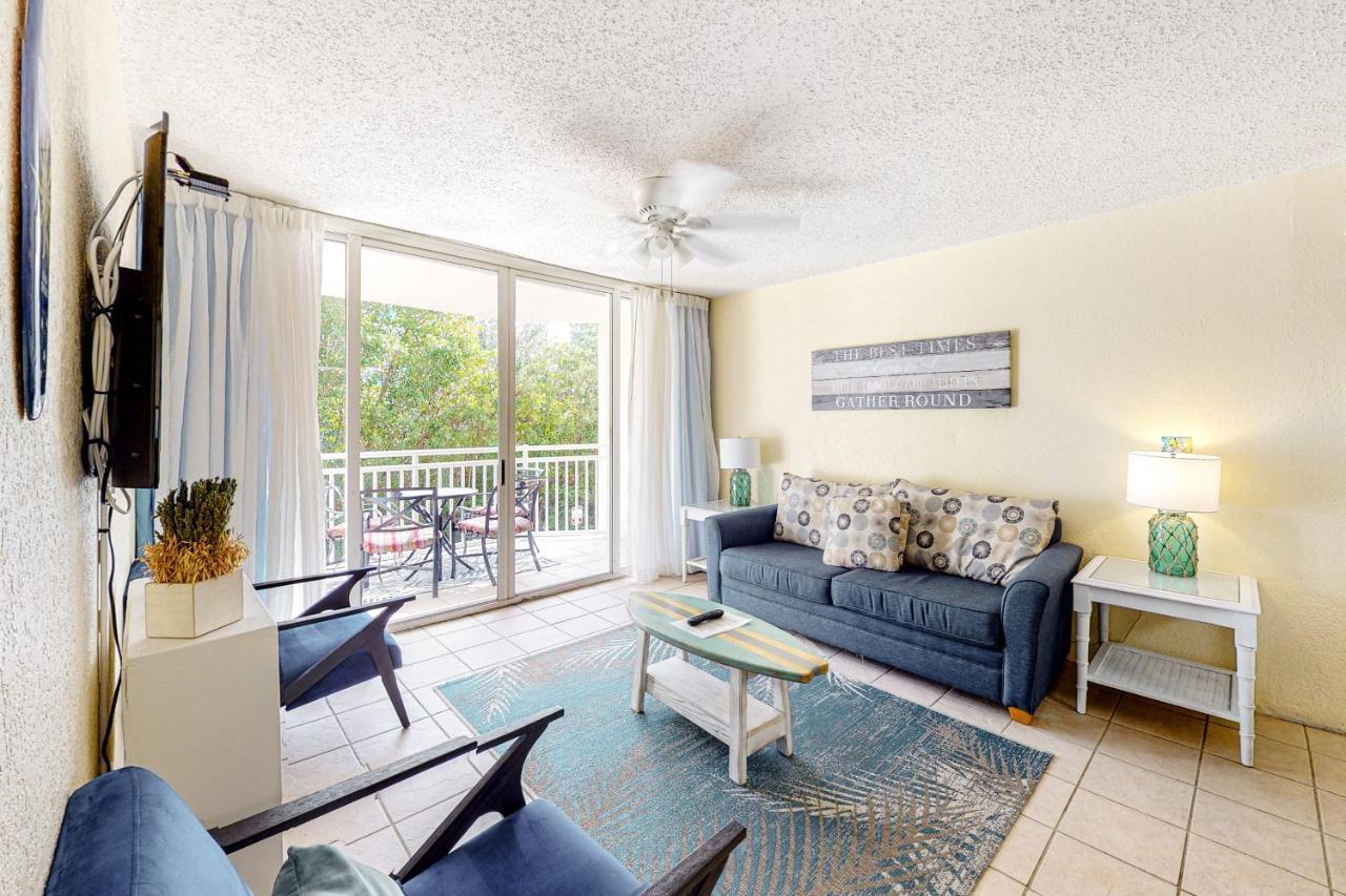 Sunrise - Sea Breeze 101 Apartment *