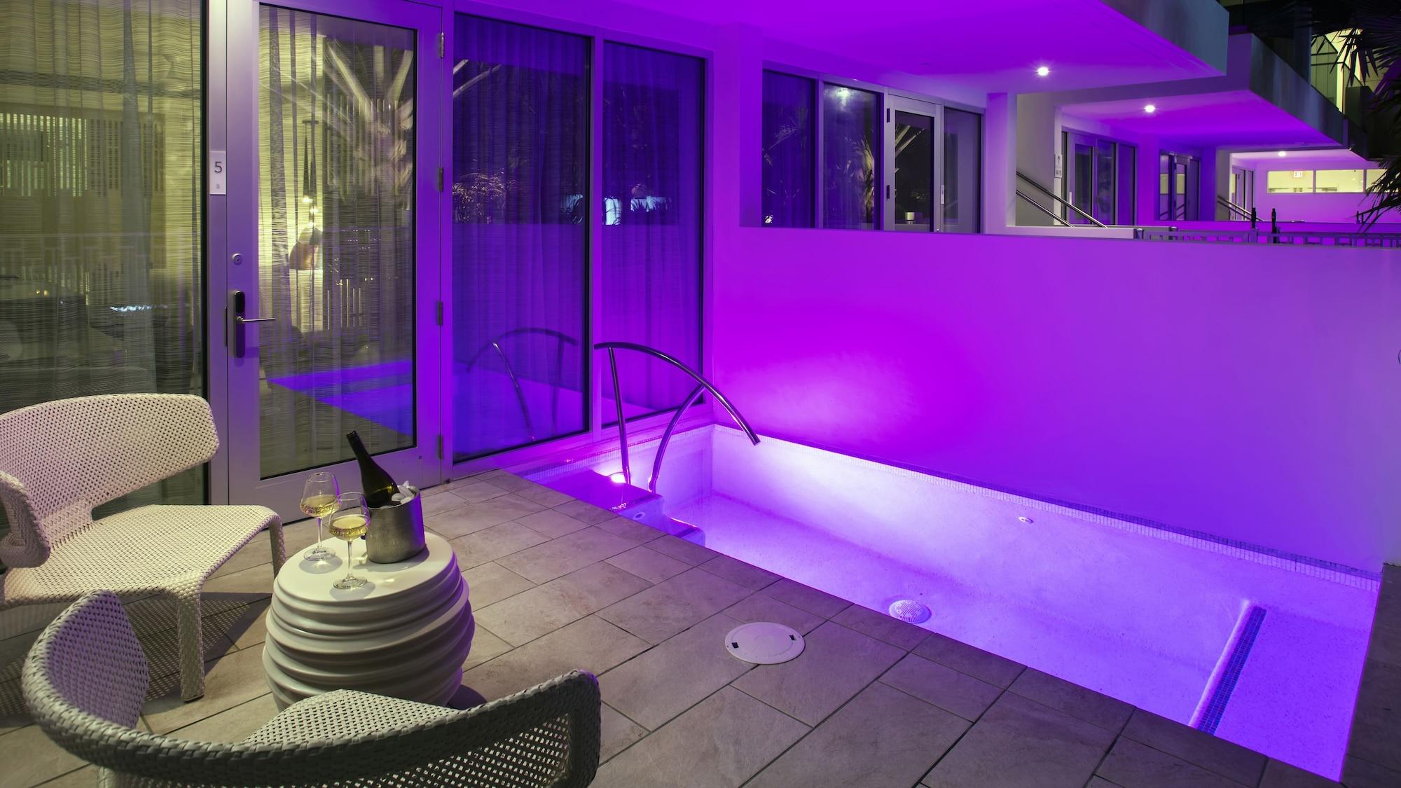 H2o Suites- Adults Only Resort