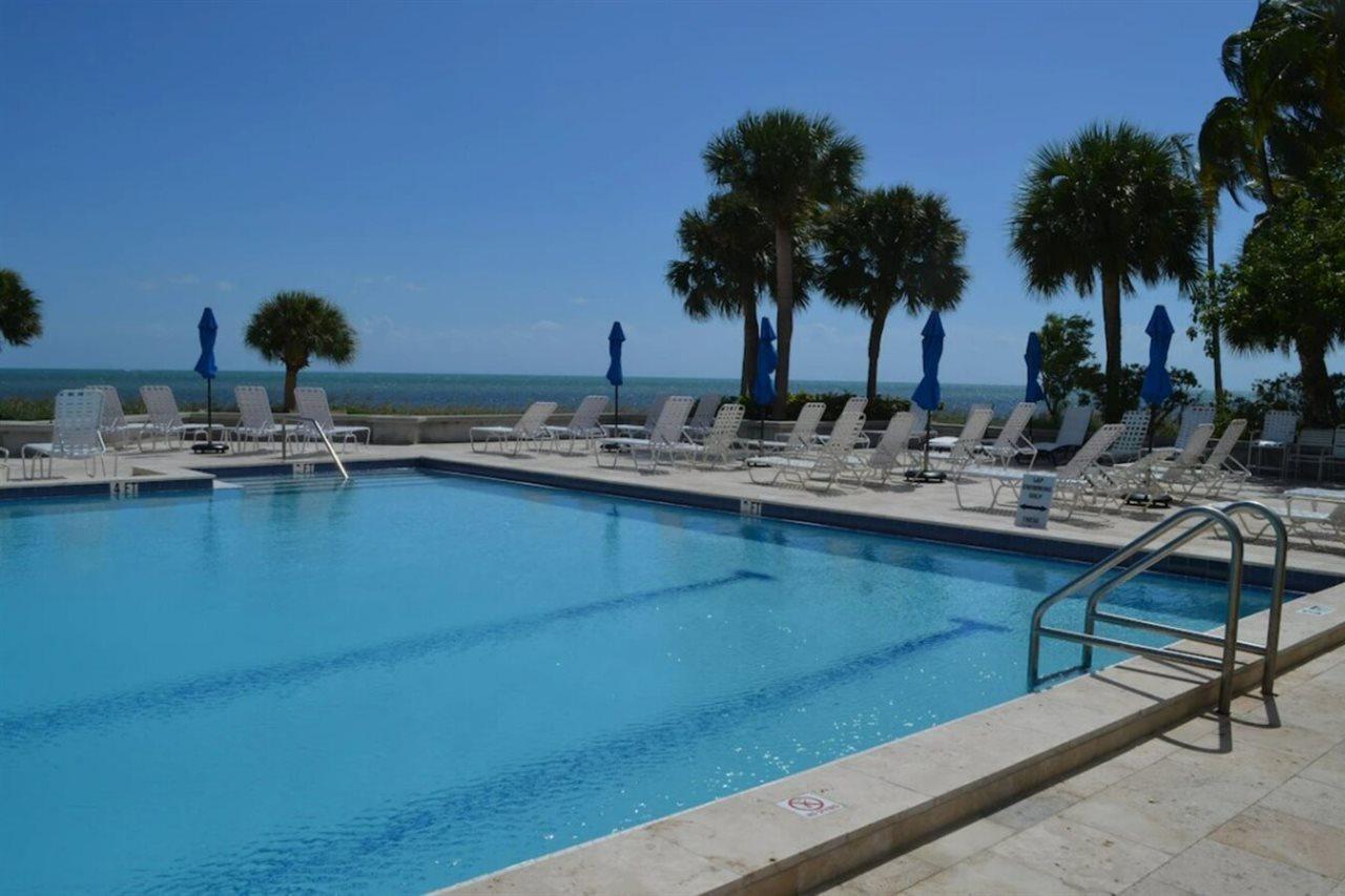 1800 Atlantic Apartment *