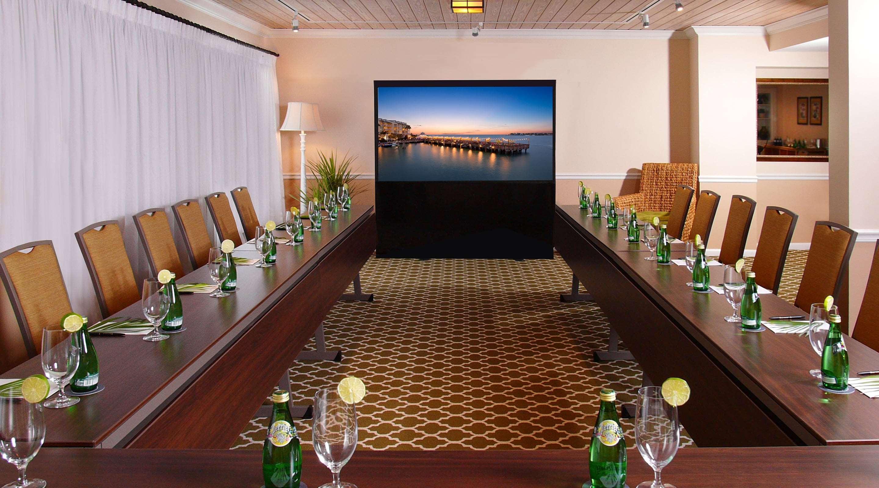 Resort Ocean Key & Spa, A Noble House 4*