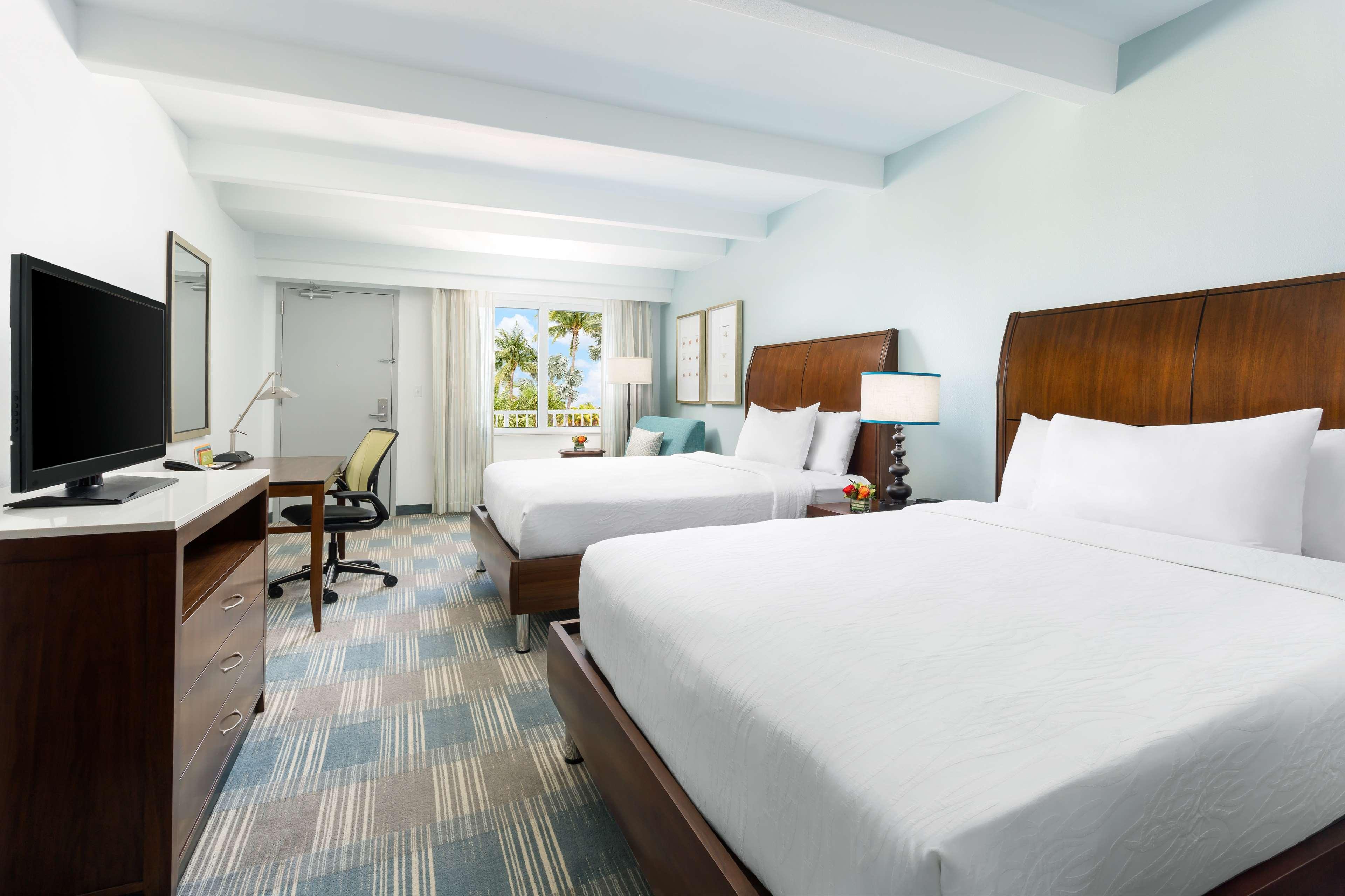 Hilton Garden / The Keys Collection Hotel 3*