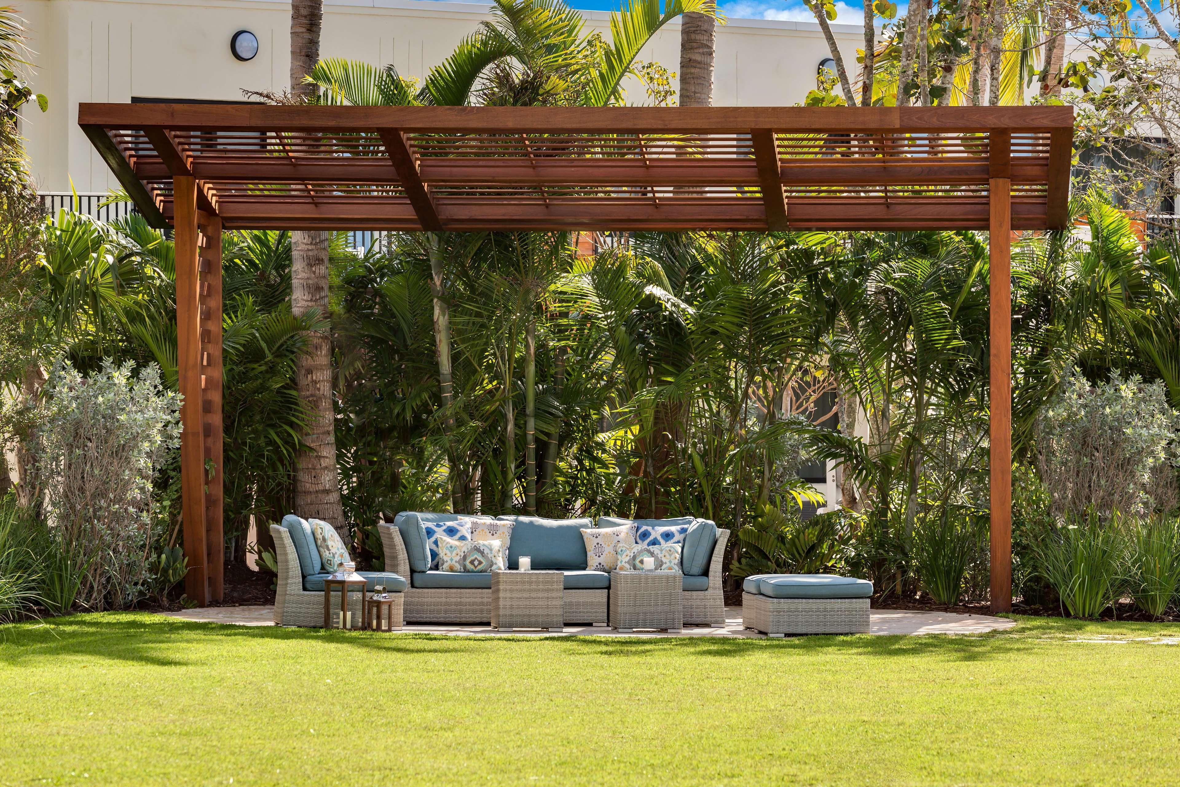 Hilton Garden / The Keys Collection Hotel