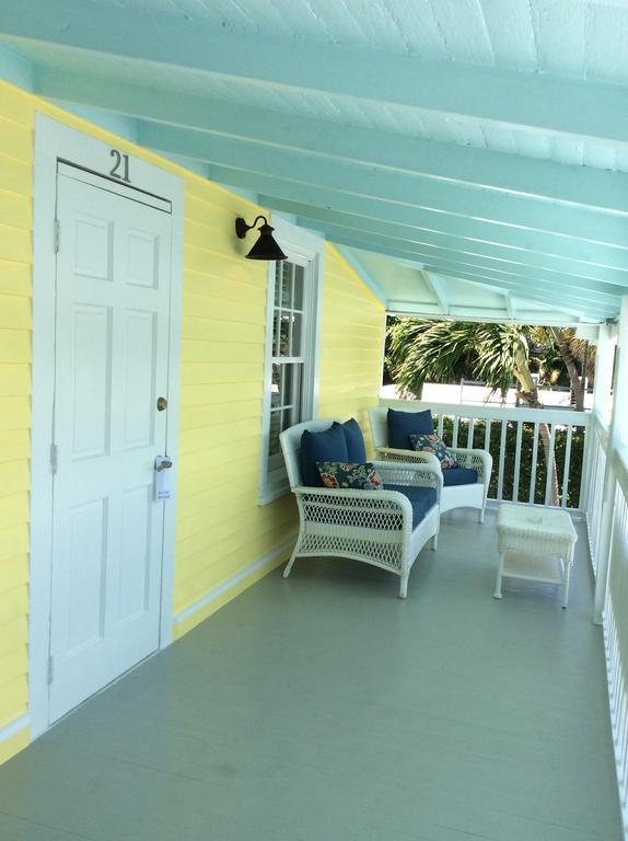 Duval Gardens Bed & Breakfast 3*