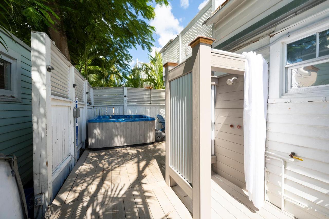 Crawl To Duval W/ Hot Tub Key West