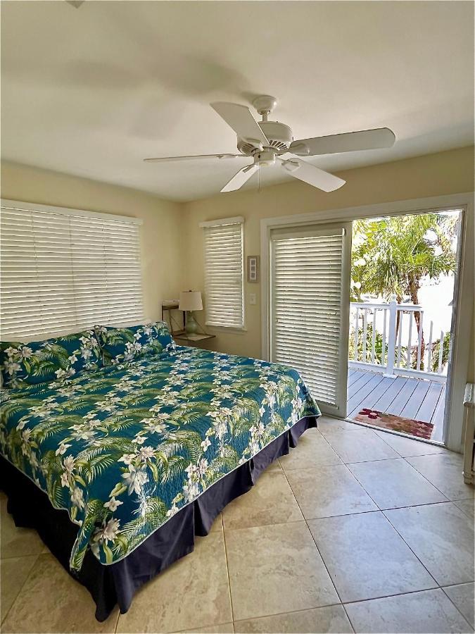 Kokomo Korner * Key West