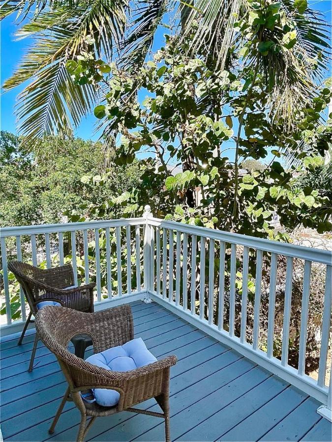 Kokomo Korner * Key West