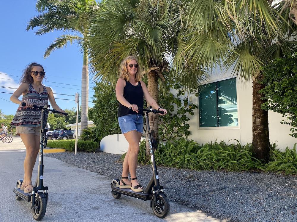 Resort H2o Suites- Adults Only