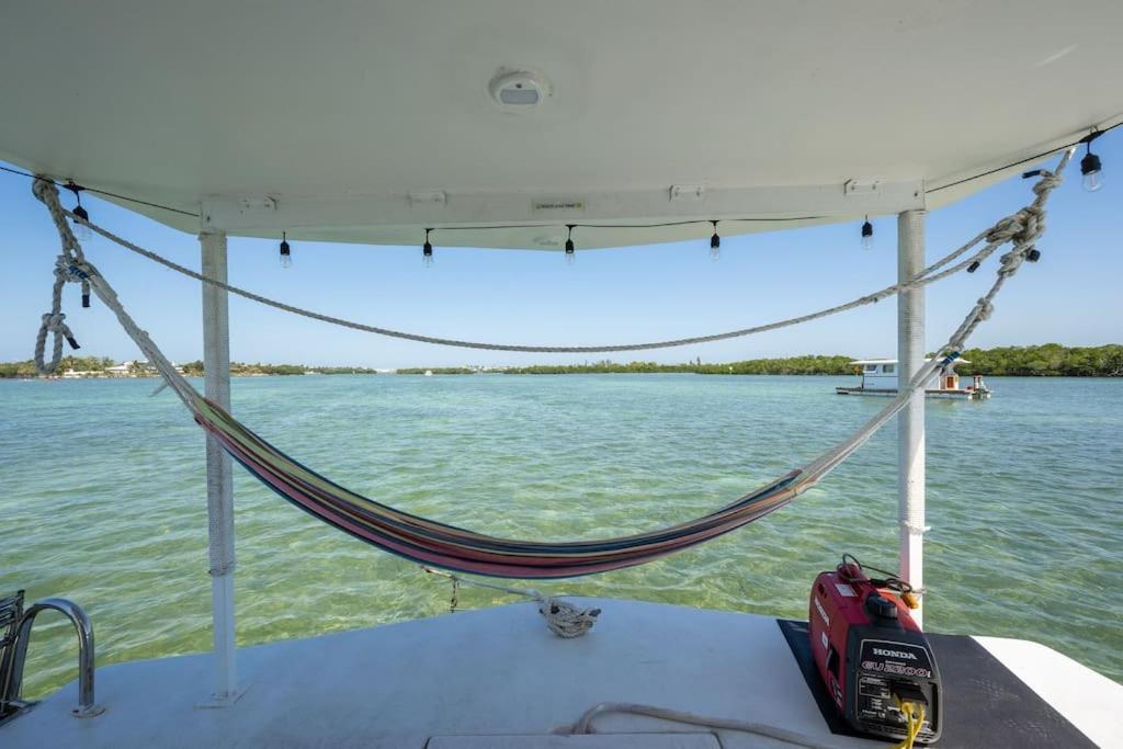 Beautiful Houseboat In Key West