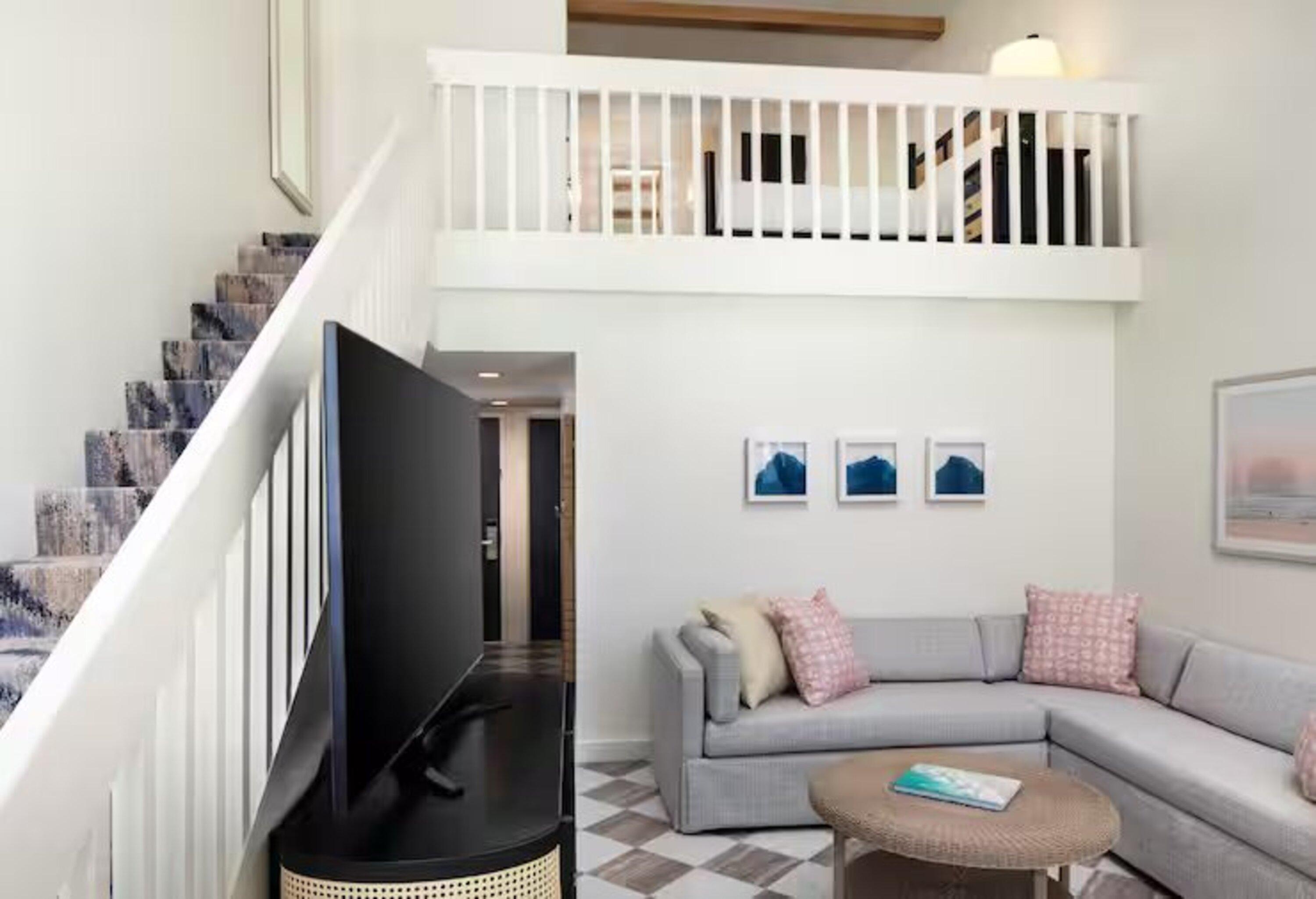 Casa Marina Key West, Curio Collection By Hilton Key West