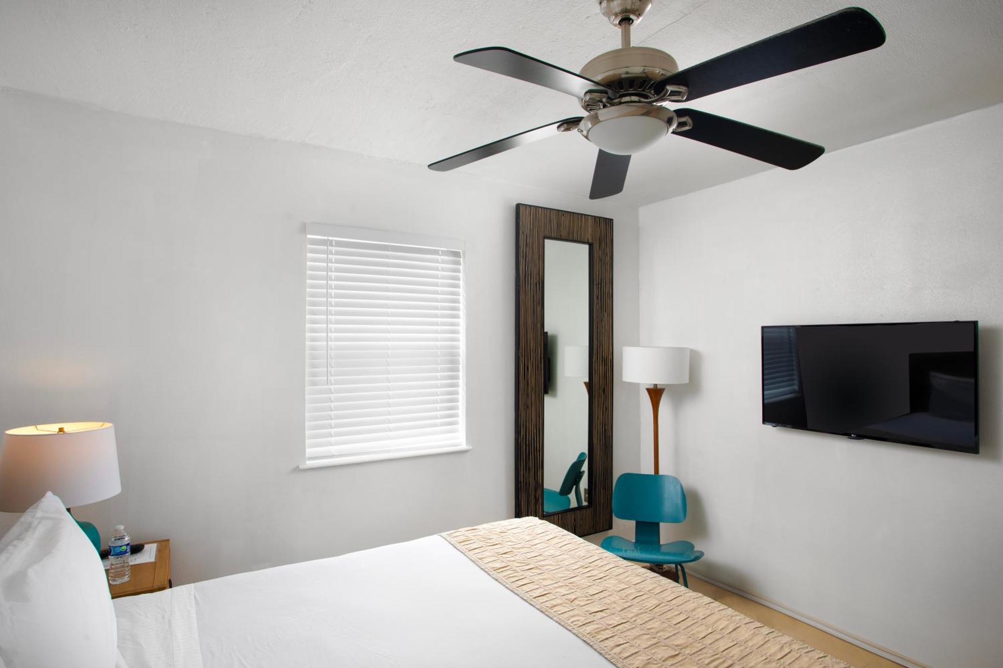 Paradise - Adult Exclusive Inn 3*