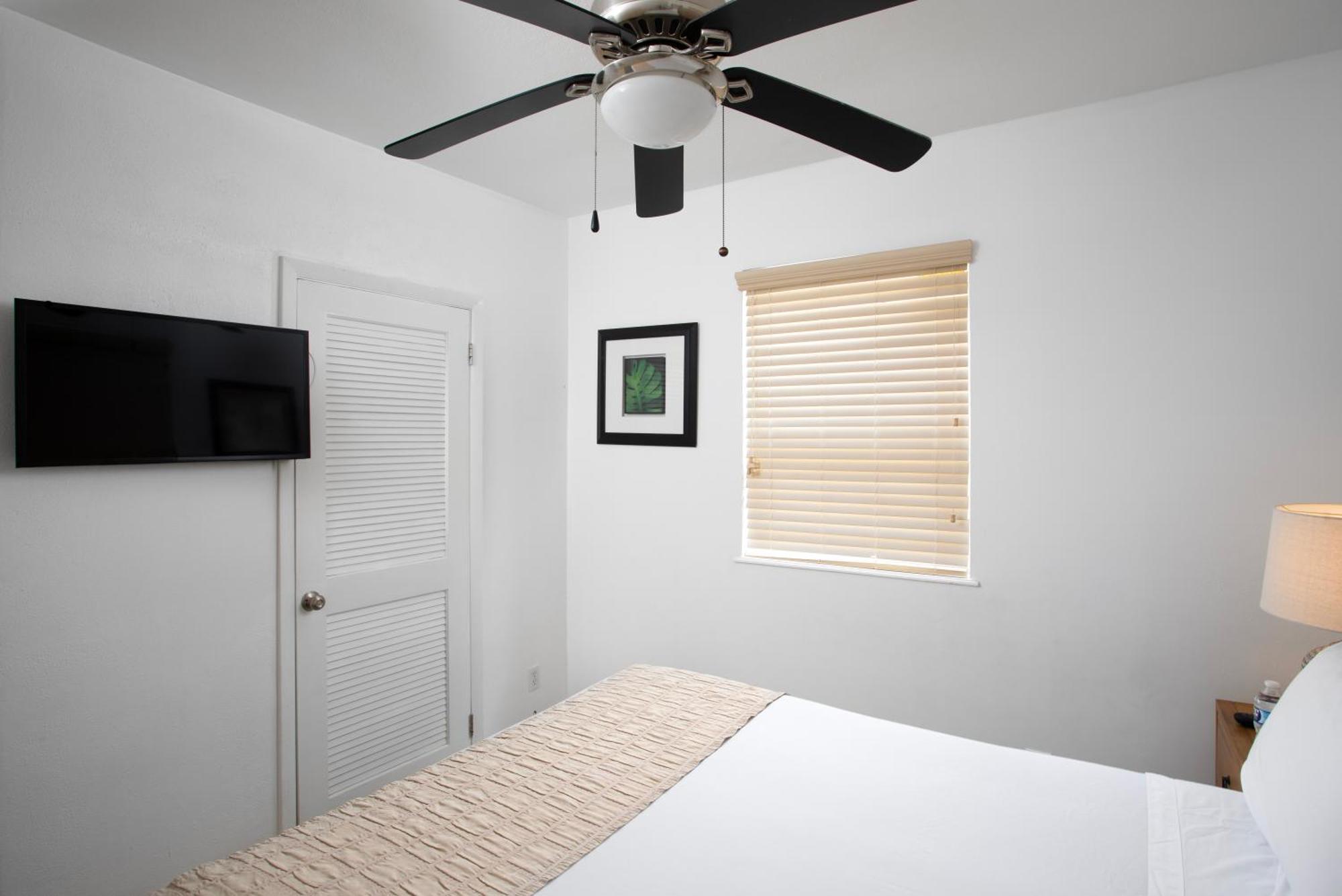 Paradise - Adult Exclusive Inn 3*