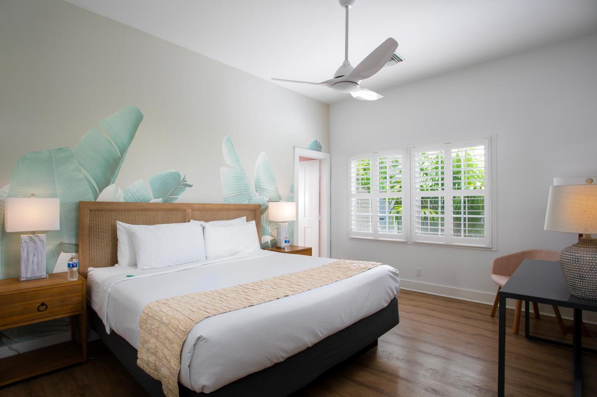 Inn Paradise - Adult Exclusive Key West