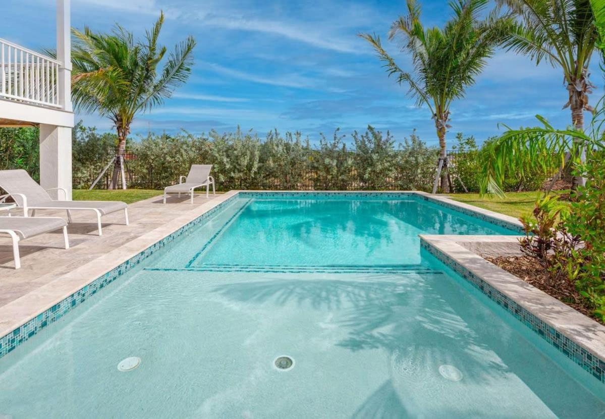 Mastway House -pool & Dock! Holiday home