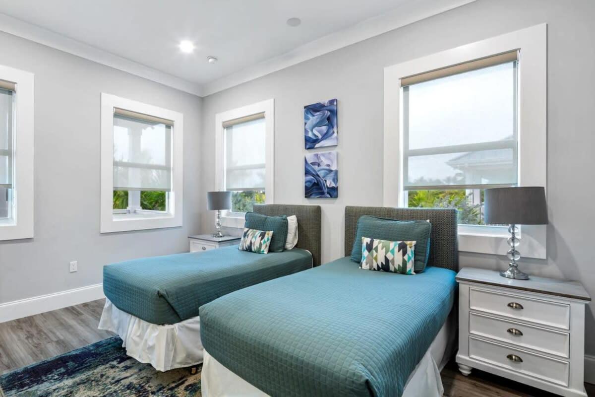Seagate House -waterfront W Dock Holiday home Key West