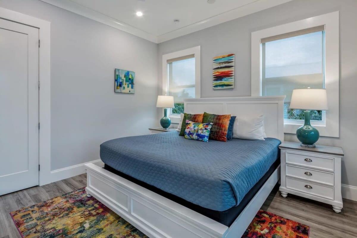 Seagate House -waterfront W Dock Holiday home *
