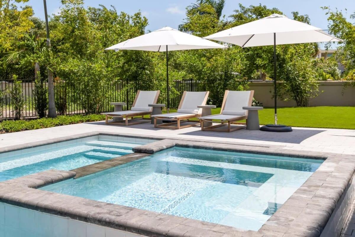 New The Altair House - Fire Pit Pool & Hot Tub Holiday home *