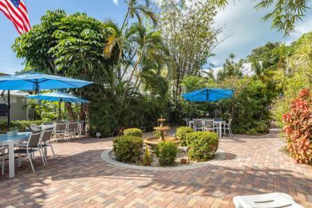 Road's End Key West