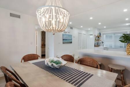 La Brisa Unit 105 North Building Holiday home Key West