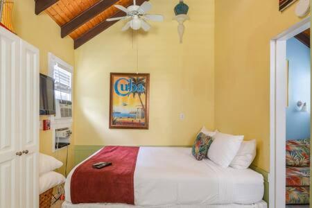 Apartment Claude Monet Key West