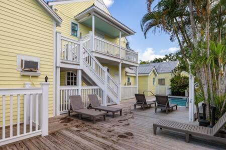 Coral Cove Apartment *