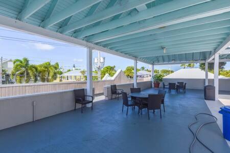New! Positano - Duval Square Condo, Pool, Hot Tub & Parking *