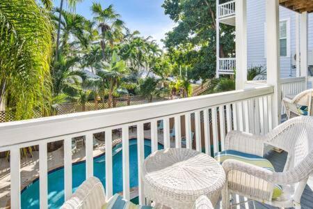 The Curry House - Entire Complex * Key West
