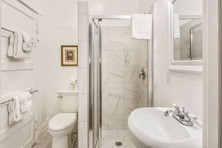 The Curry House - Entire Complex Holiday home Key West