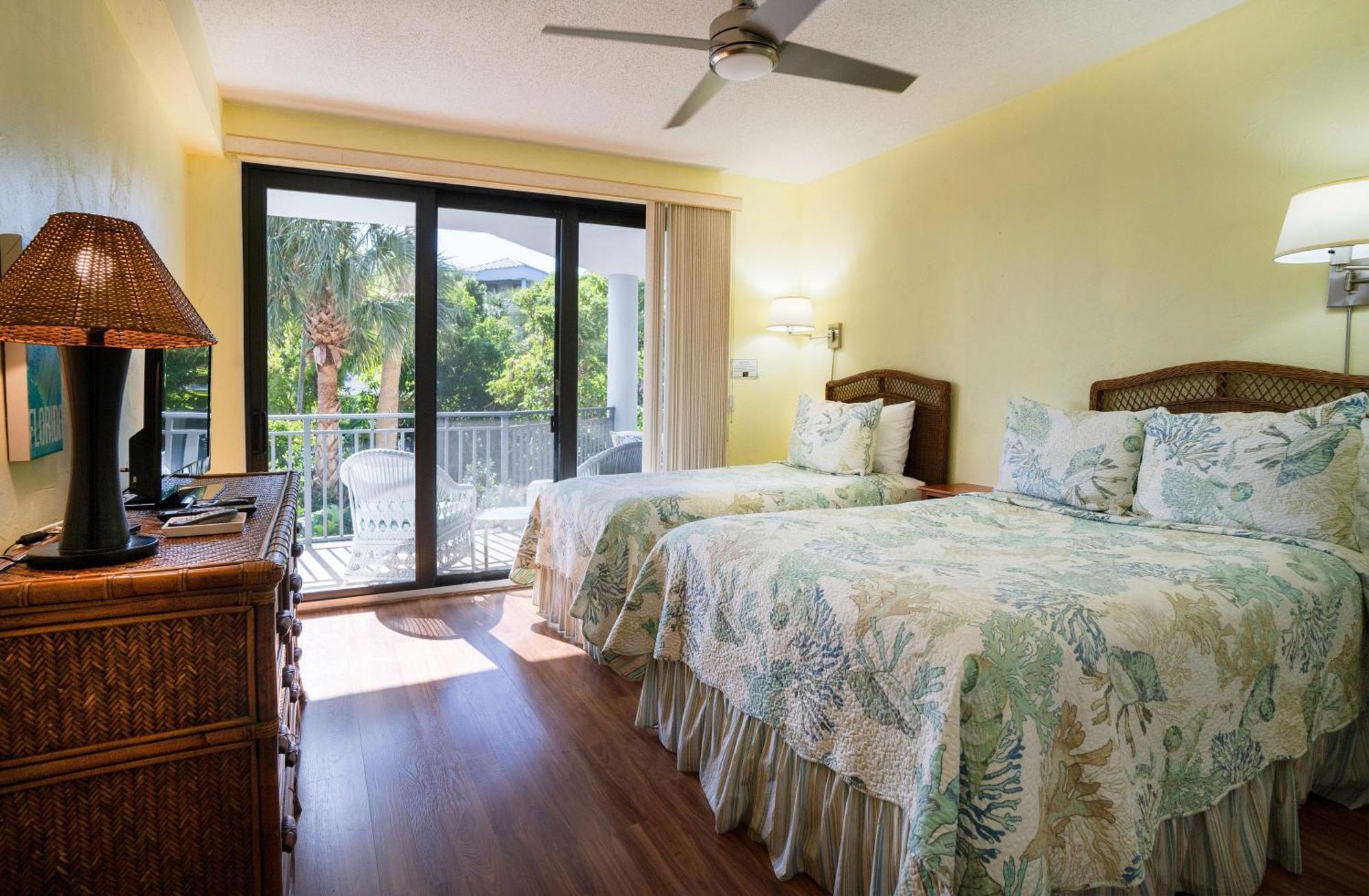 Nautical Adventures In Paradise Apartment *