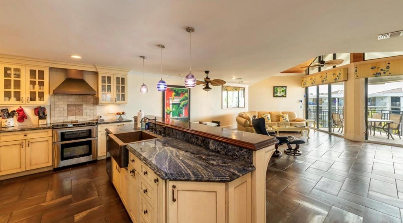 Tom's Oceanfront Penthouse Holiday home Key West