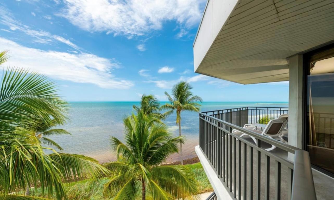 Tom's Oceanfront Penthouse