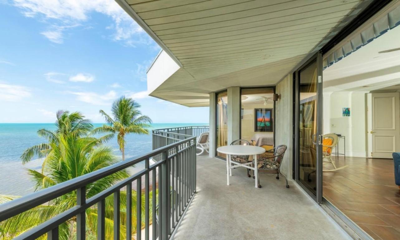 Tom's Oceanfront Penthouse Holiday home