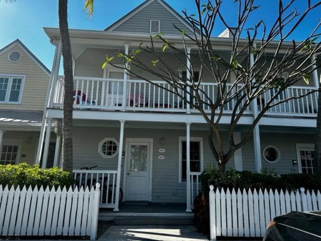 Beautiful Downtown Truman Annex Holiday home *