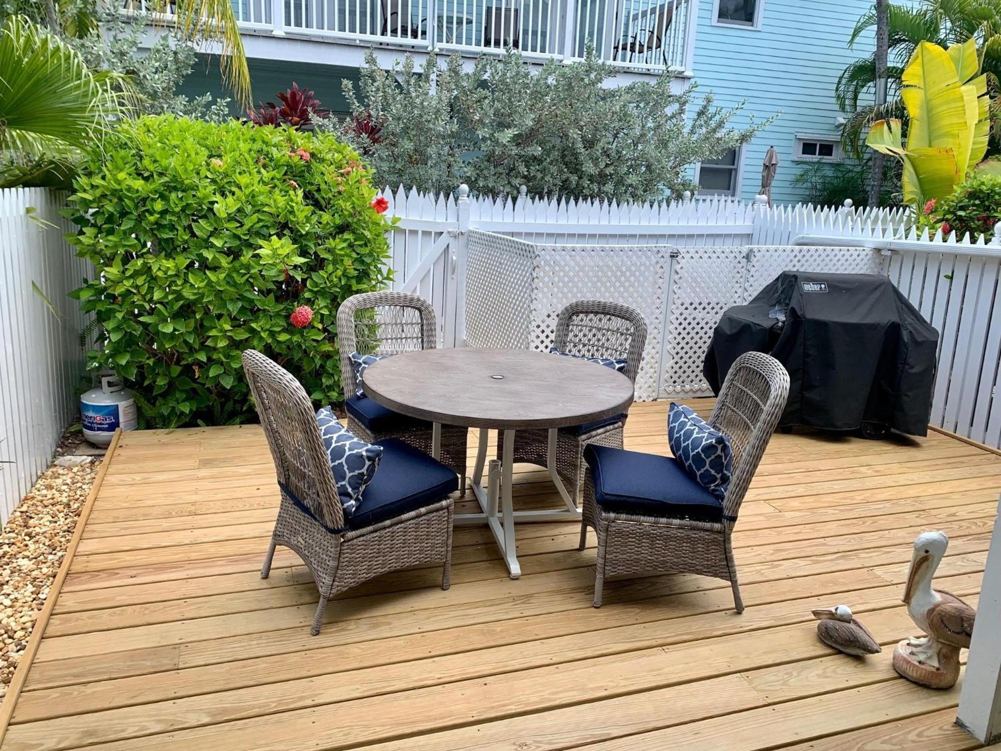 Beautiful Downtown Truman Annex * Key West