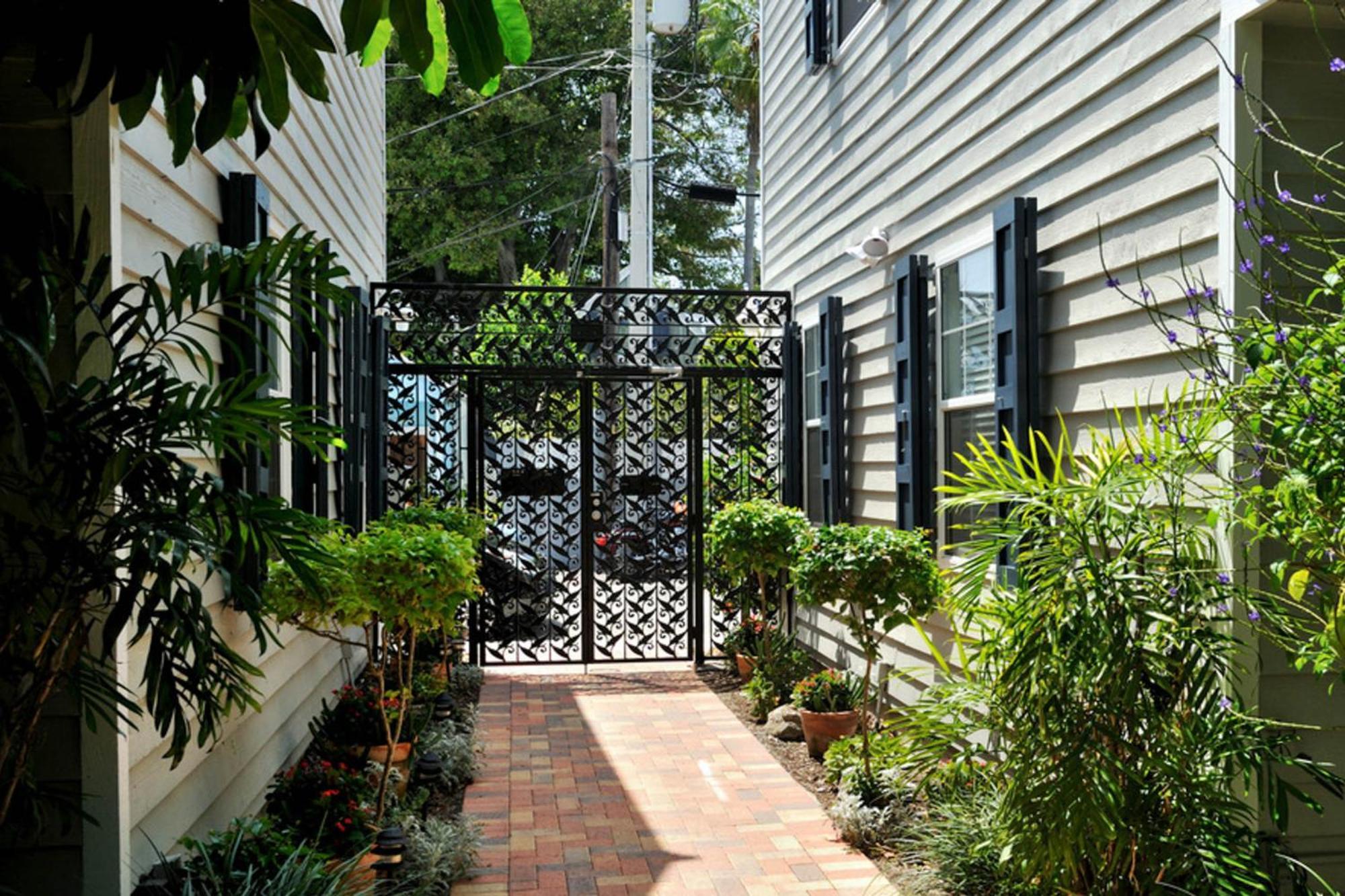Old Town Garden - Abaco Key West