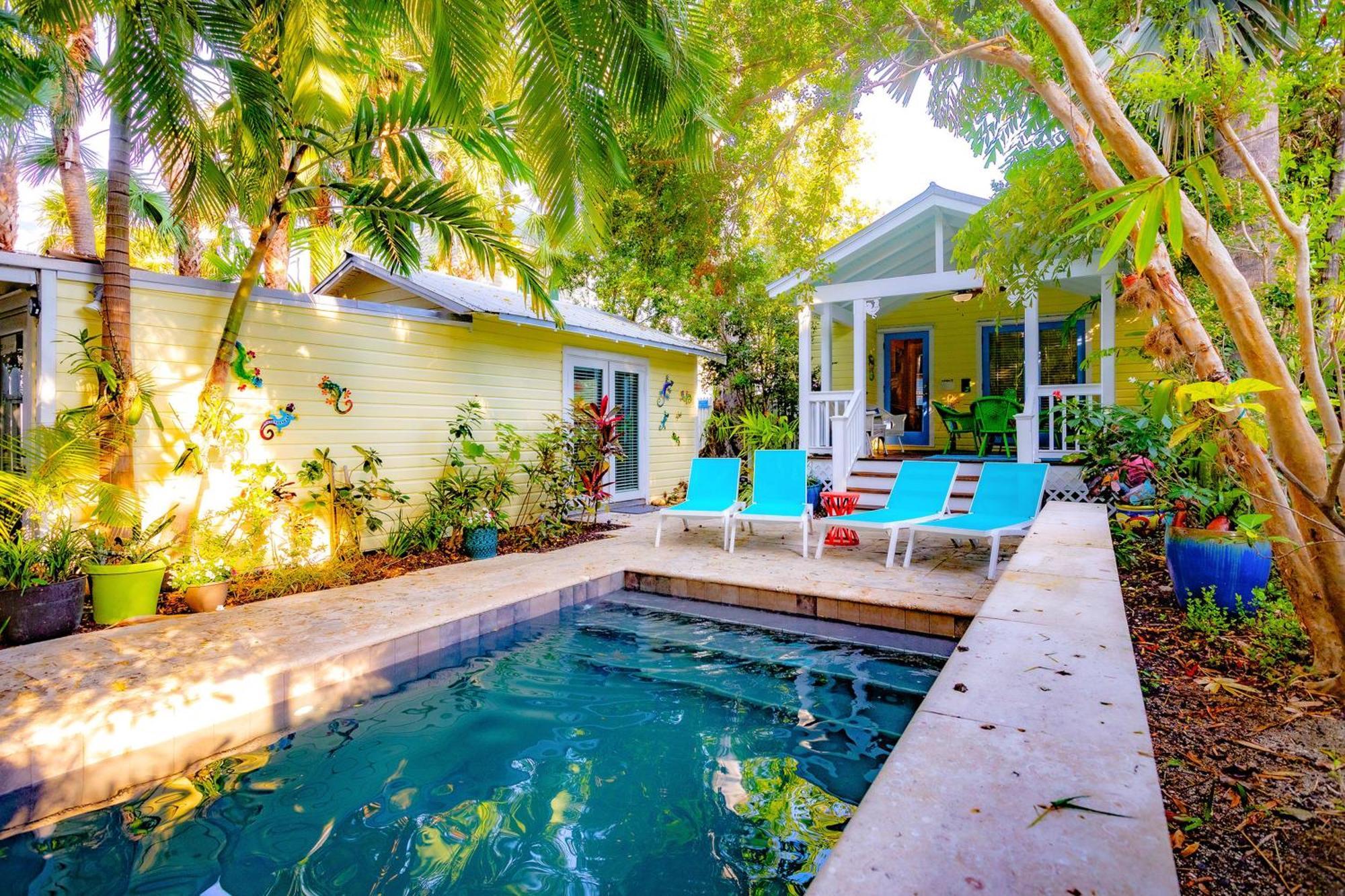 Bahama House Holiday home