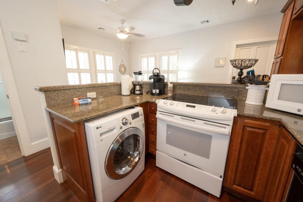 Conch -pool & Quiet Area Holiday home Key West