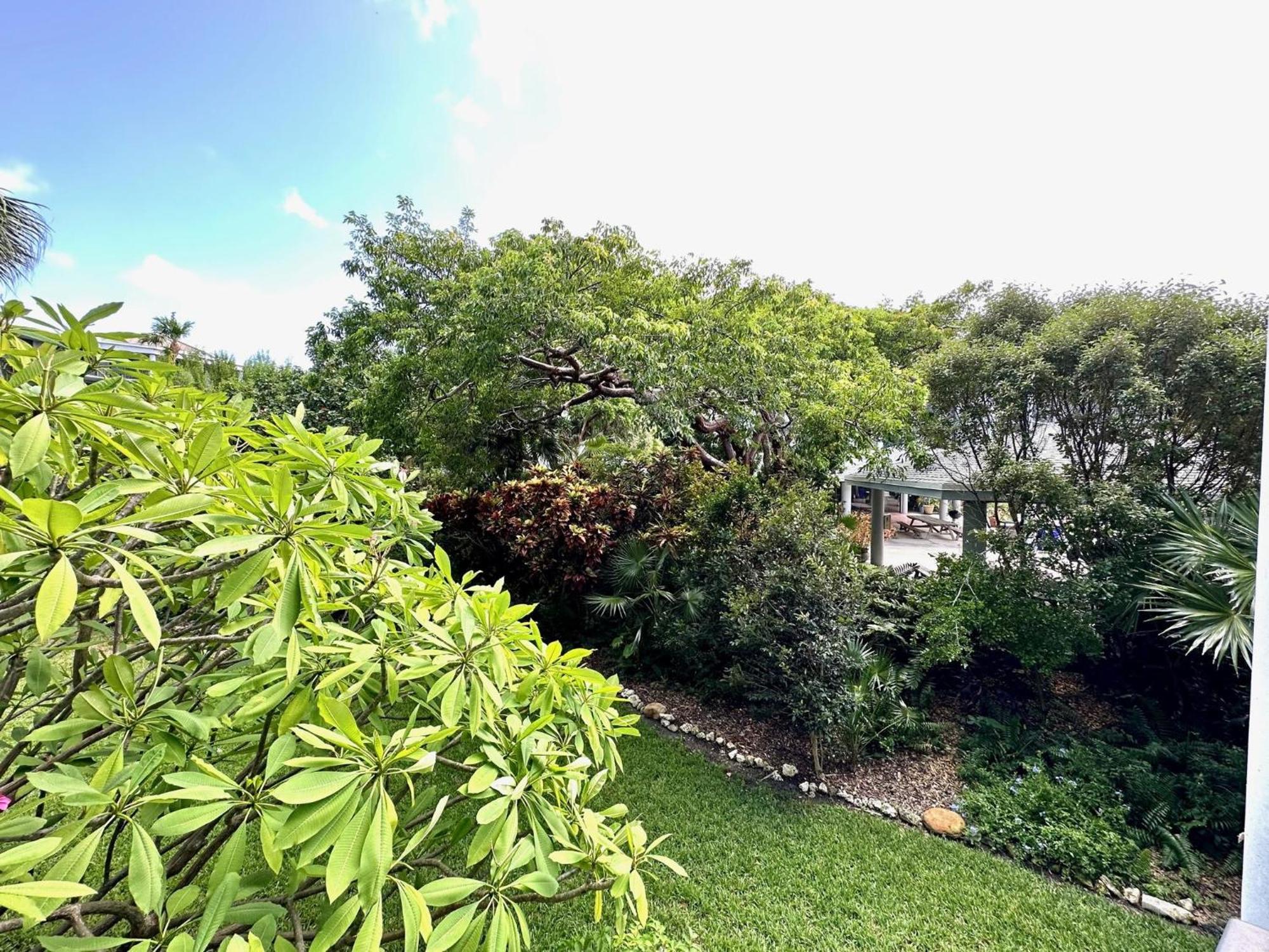 Leaward Isle Island Retreat *