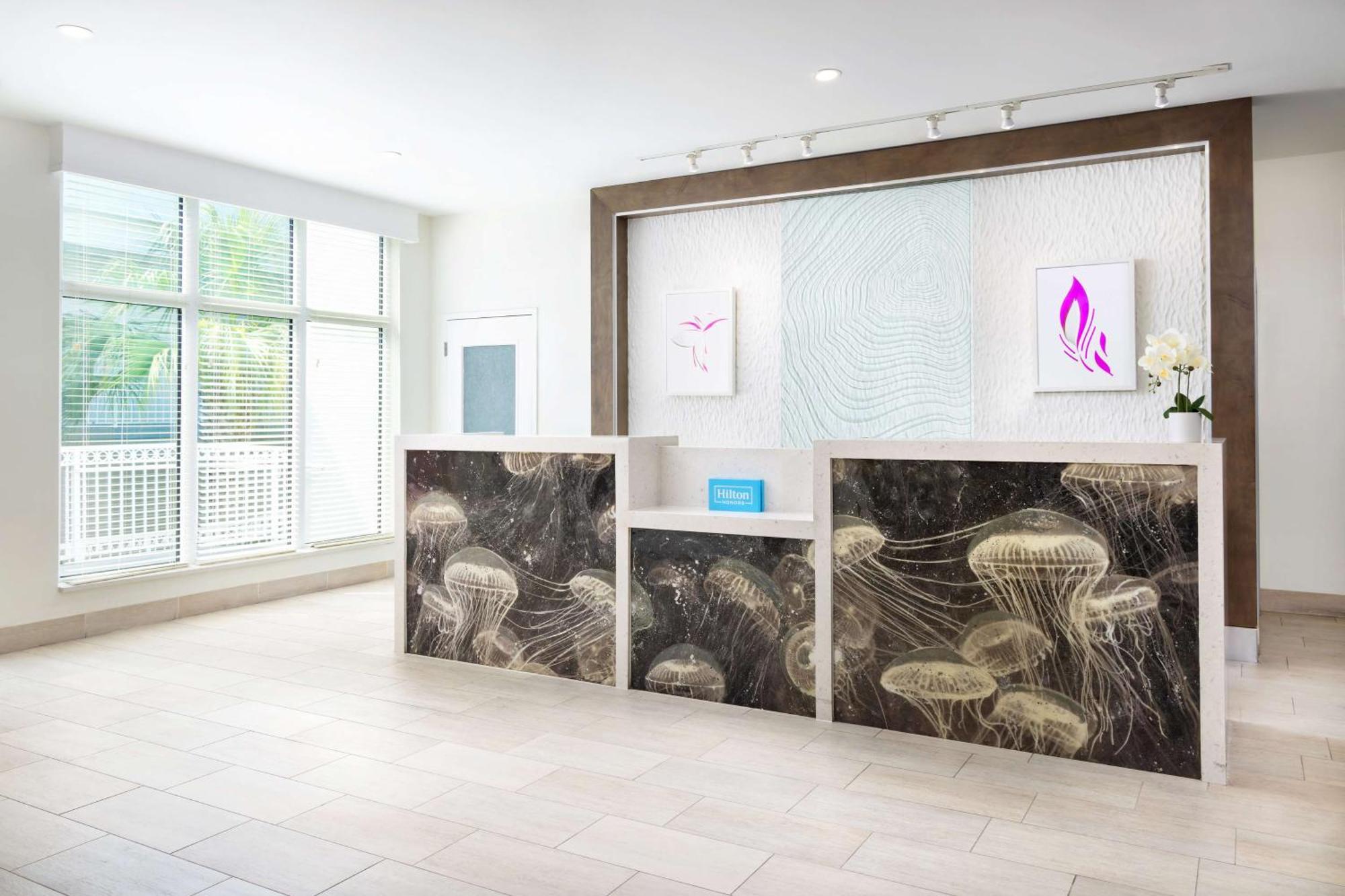 Hotel Hilton Garden / The Keys Collection 3*