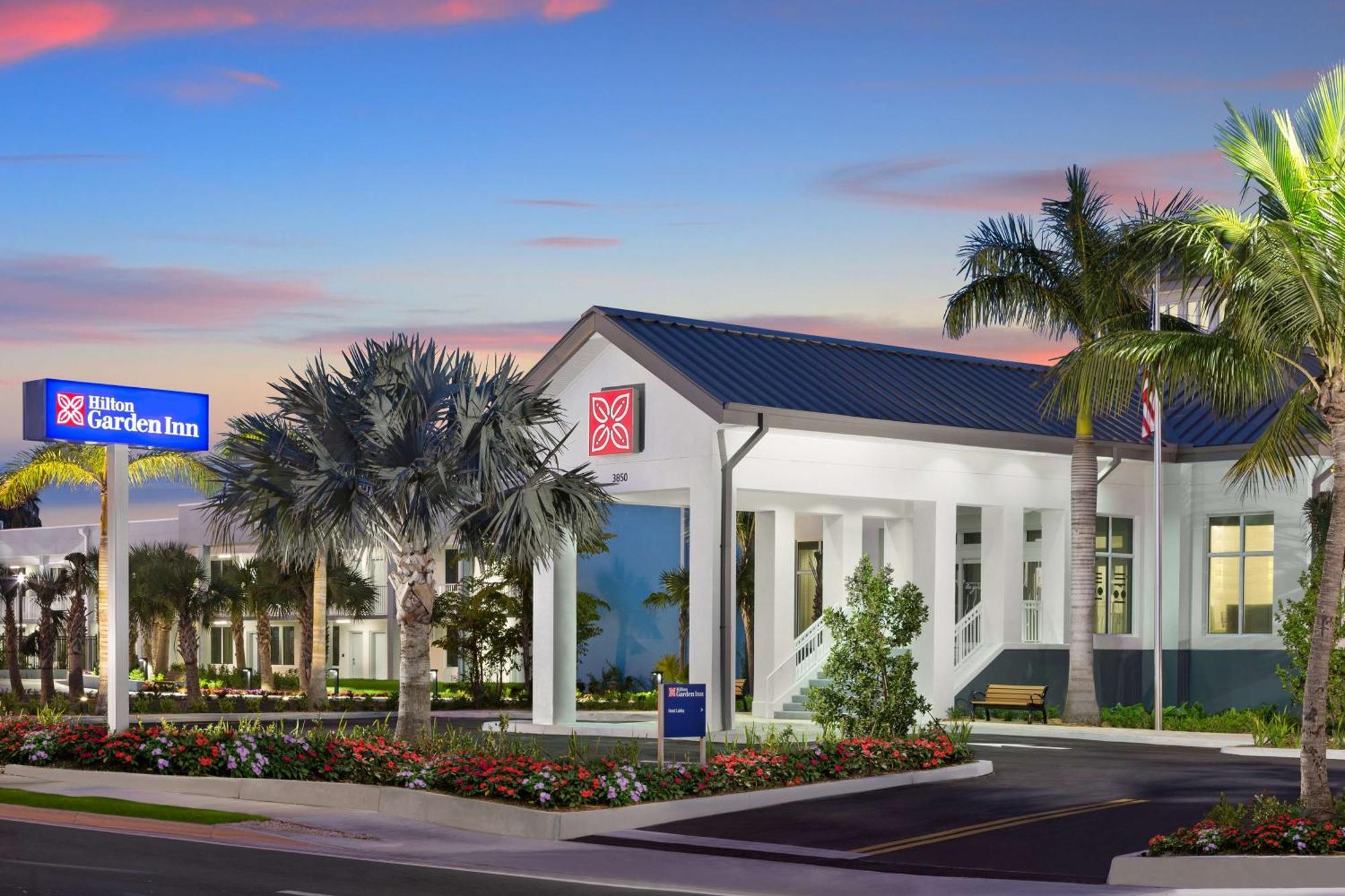 Hilton Garden / The Keys Collection Hotel