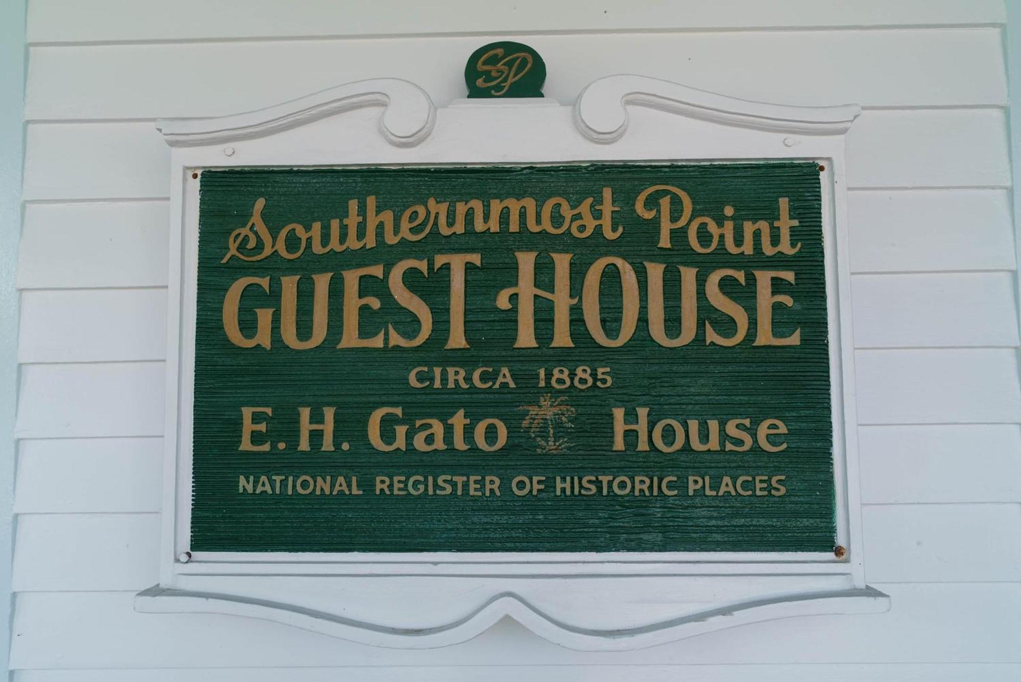 Southernmost Point & Garden Bar 3* Key West